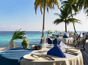 bigstock-Table-setting-at-beach-restaur-15601988.jpg