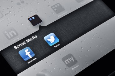 bigstock-Facebook-And-Twitter-Applicati-41367208.jpg