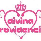 Divina_Providencia_LOGO_de_corazón_(Alta_resolución)_en_JPG..jpg