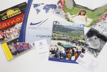 LIBROS, REVISTAS, PAPELERÍA DE EMPRESA