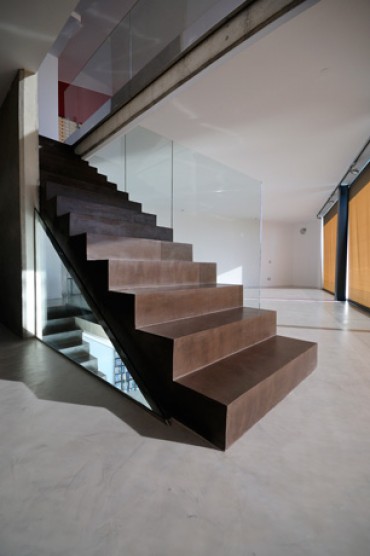escalera.jpg