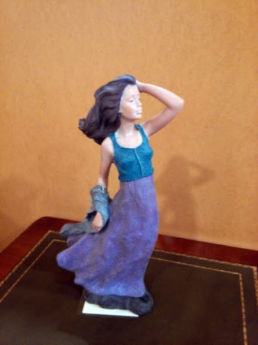 MUCHACHA_PELO_AL_VIENTO-2.jpg
