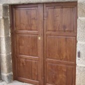 puertas_castaño.jpg