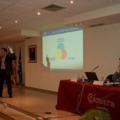 MOTIVE A SU PERSONAL, CAMBIE ACTITUDES.