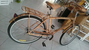 BICICLETA DE RATTAN