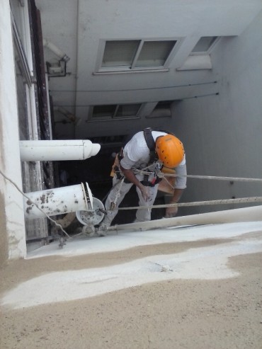 ARREGLO DE FACHADAS Y PATIOS