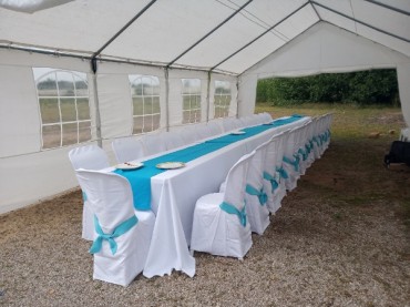 MESAS,SILLAS, MANTELERÍA, EN ALQUILER