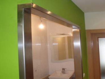 cargadero_acero_inoxidable.jpg