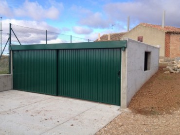 puerta_corredera_lama_basculante.jpg