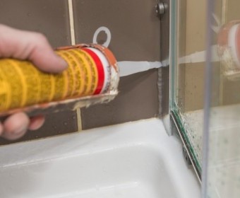 ADHESIVOS Y SELLADORES