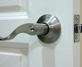 bigstock-Door-Handle-208814.jpg