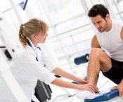 bigstock-Injured-man-at-the-gym-feeling-35463767.jpg